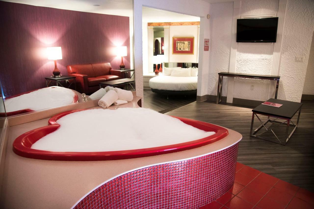Cove Haven Resort Lakeville Экстерьер фото